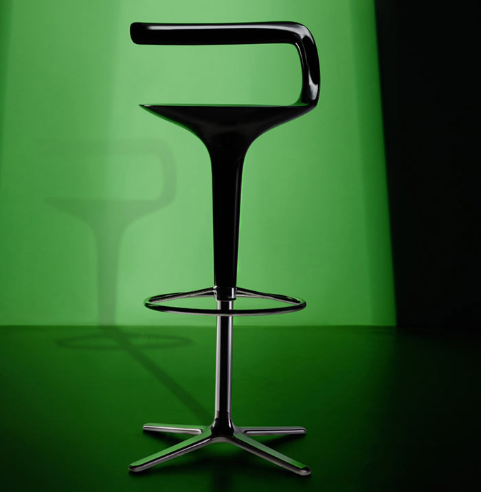 07-milao-2016-qeeboo-uma-nova-marca-de-moveis-de-design-feitos-de-plastico