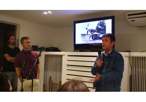 Os designers Fernando e Humberto Campana contaram sua trajet&oacute;ria profissiona...