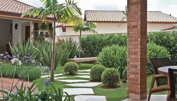 A paisagista Gilda Maldonado, de Campinas, SP, preparou este jardim, imaginan...