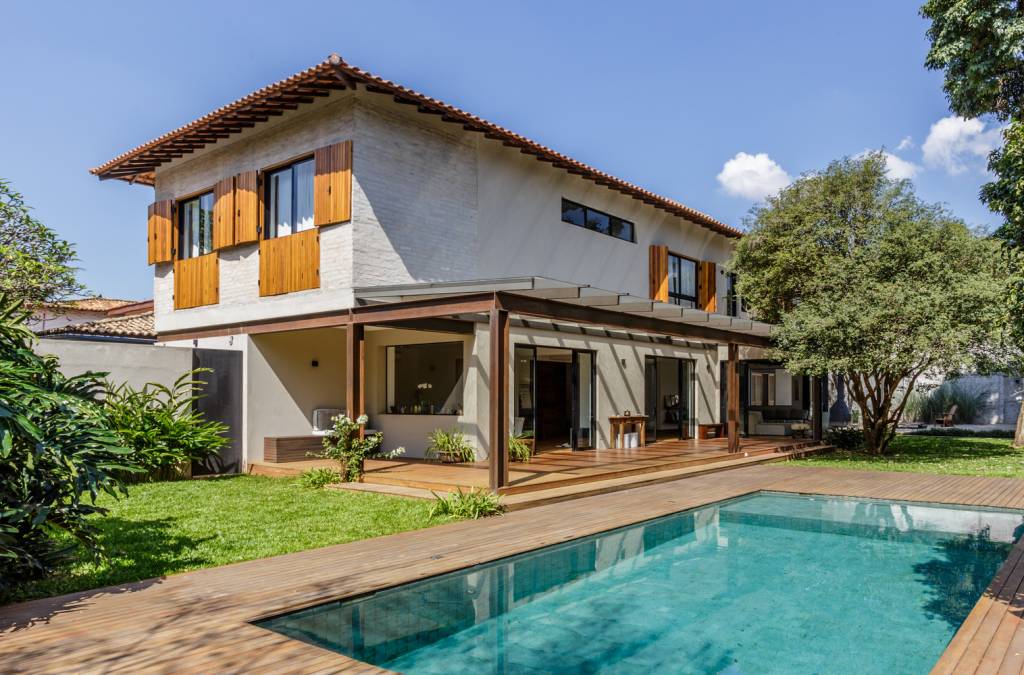 03-inspiracao-dia-home-office-corredor-casa-butanta-lab-arquitetos