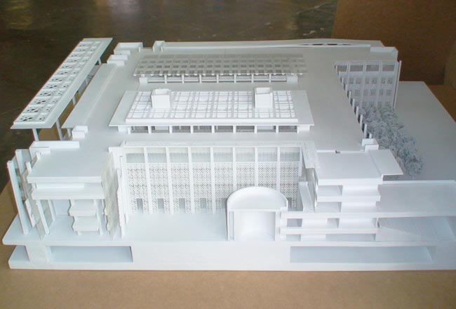 A maquete da Universidade Princesa Nora Bint Abdulrahman apresentada na 8ª B...