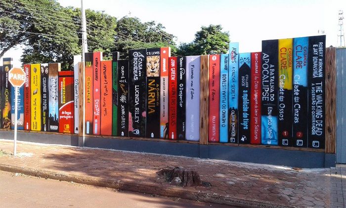 csm_muro_livros_3ed752b799