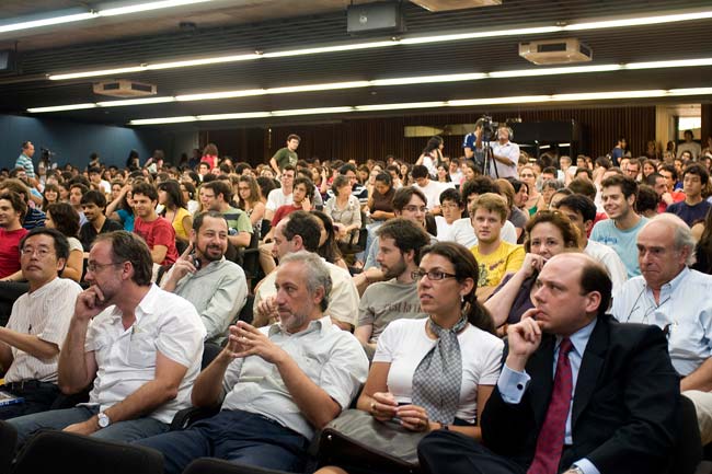 Para Jacques Herzog, que esteve em São Paulo e conversou com estudantes da U...
