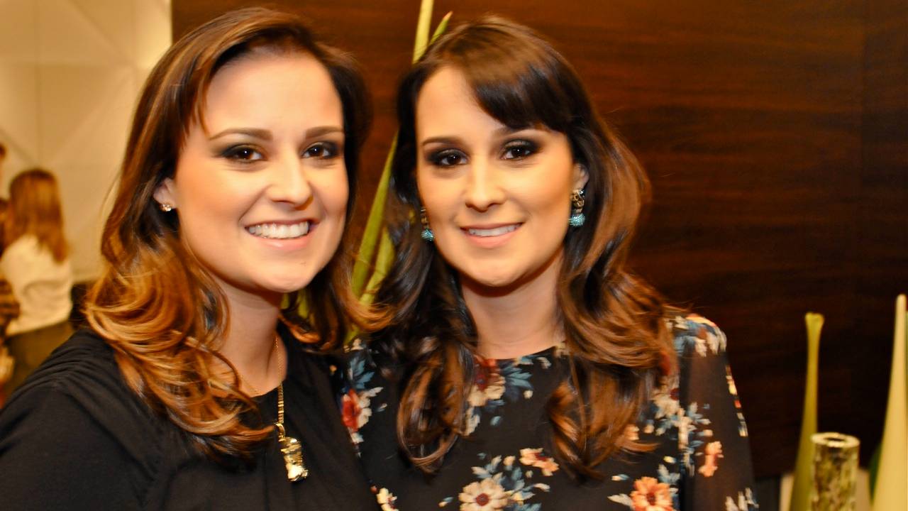 MARIANA E FERNANDA MATTOS