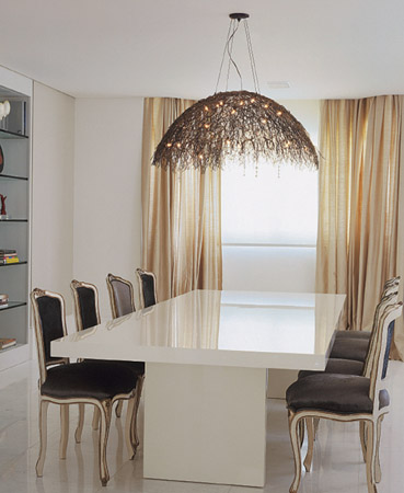 Os donos deste apartamento queriam um toque cl&aacute;ssico na decora&ccedil;&atilde;o. Por iss...