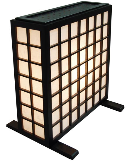 O outlet da Futon & Home tem uma grande variedade de lumin&aacute;rias orientais, f...