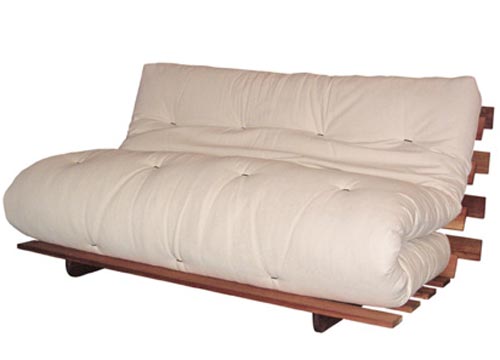 Joy 140 &eacute; um sof&aacute; de dois lugares que vira cama e espregui&ccedil;adeira. Ele vem...