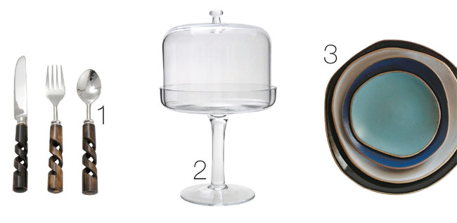 1. Talheres de inox com cabo de osso. O jogo com seis peças sai por 259 reai...