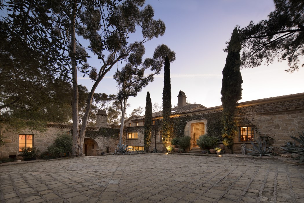 Vila de Ellen DeGeneres em Santa Barabara está à venda