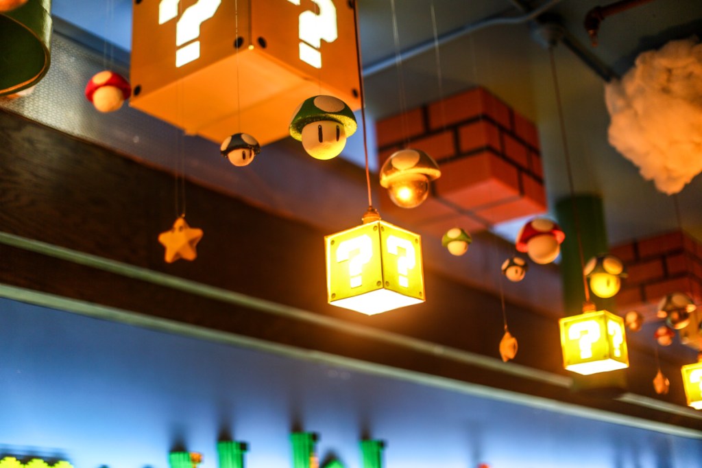 Conheça o novo bar temático de Super Mario Bros inaugurado em