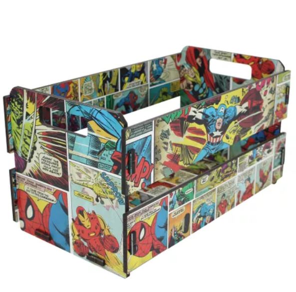 A caixa decorativa Marvel quadrinhos G custa R$ 179,90 na Zona Criativa.