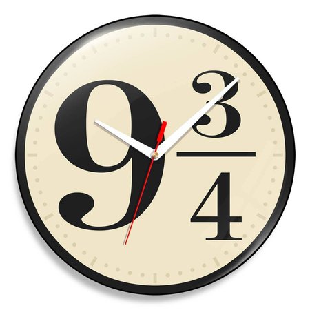 O Relógio de Parede Plataforma 9 ¾ - Harry Potter custa R$84,90 na L3 Store.