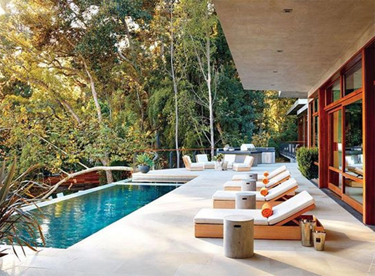 Conheça a casa de Ricky Martin em Los Angeles