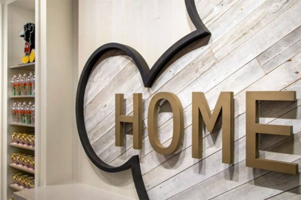 disney home disneyland resort