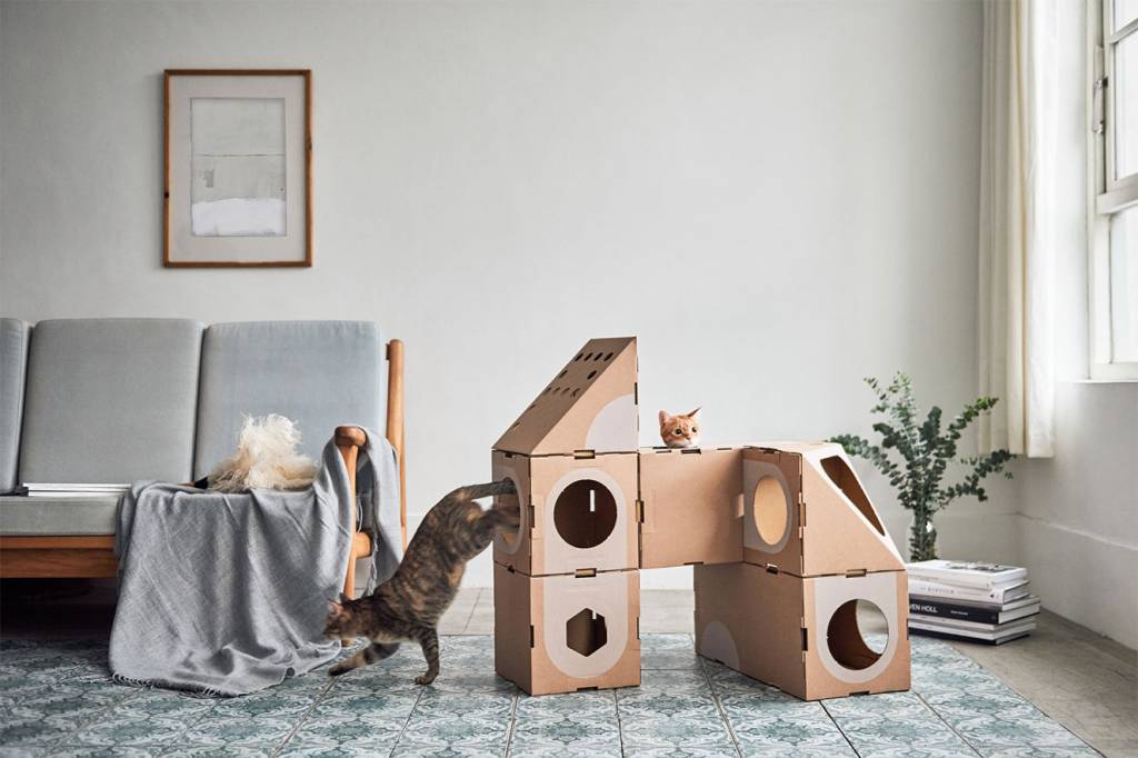 torres para gatos de papelão