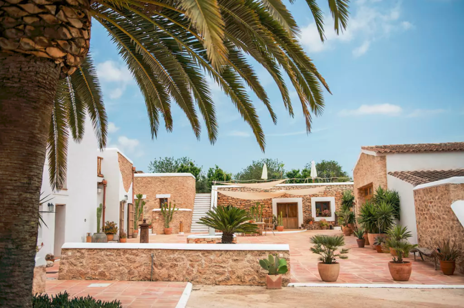 <a href="https://www.airbnb.com.br/rooms/13163665">Illes Balears</a>, na Espanha.