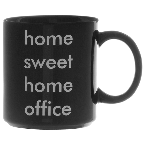 Caneca (270 ml) Sweet home office, custa R$ 19,90 na loja Tok & Stok.