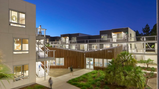San Joaquin Villages, por Skidmore, Owings & Merrill LLP, Lorcan O'Herlihy Architects, e Kevin Daly Architects.