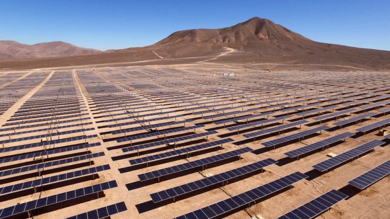 O Deserto do Saara pode suprir consumo mundial de energia com campo solar