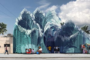 2-projeto-propoe-uso-de-garrafas-recicladas-em-fachada-de-escola-mexicana
