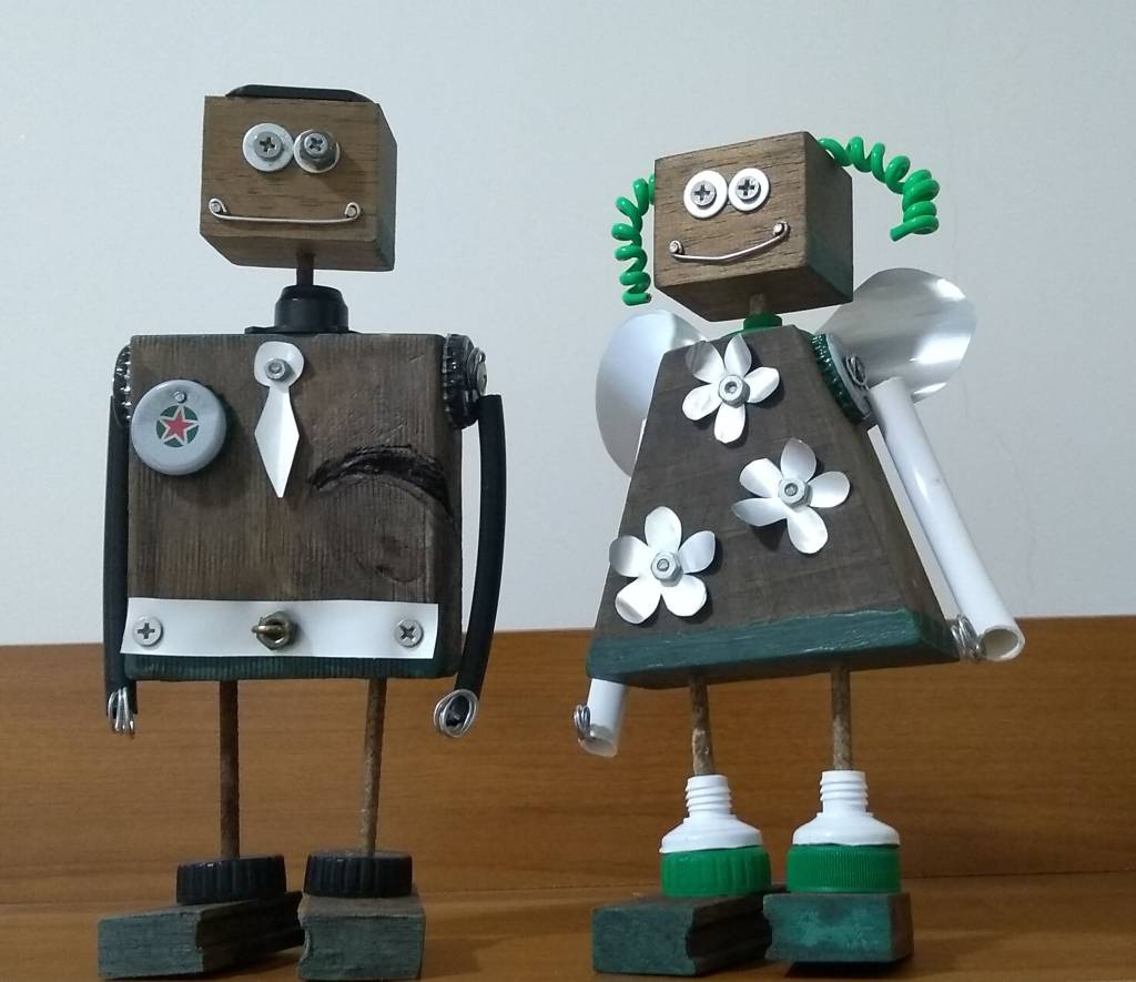 1-robos-adoraveis-monica-turato 1-robos-adoraveis-monica-turato