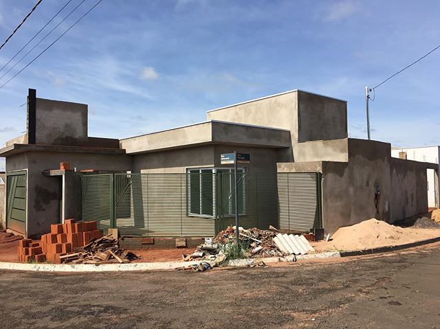 Canal de construção do YouTube deseja capacitar jovens gratuitamente