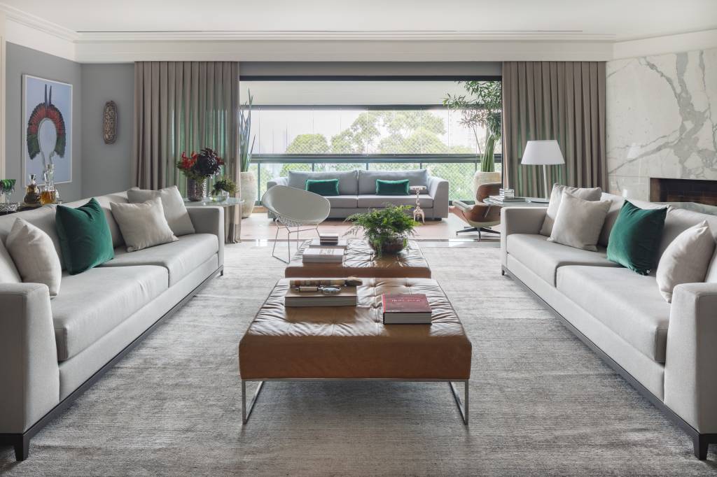 1-classico-e-contemporaneo-se-unem-na-decoracao-de-apartamento-de-480-m2