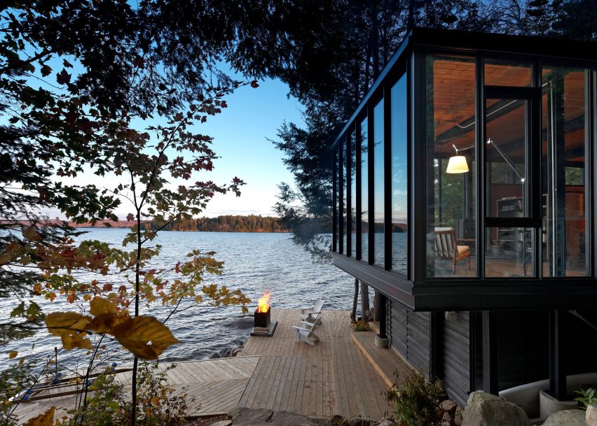 2-casa-de-vidro-remota-e-construida-no-lago-ontario 2-casa-de-vidro-remota-e-construida-no-lago-ontario