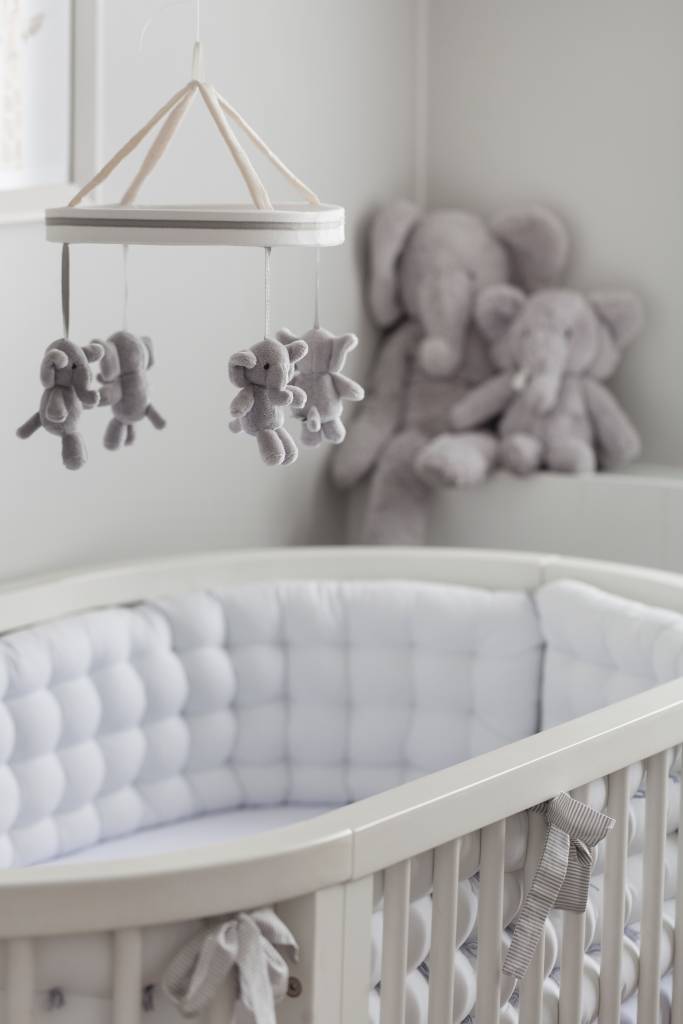6-reforma-transforma-escritorio-em-quarto-de-bebe-minimalista 6-reforma-transforma-escritorio-em-quarto-de-bebe-minimalista