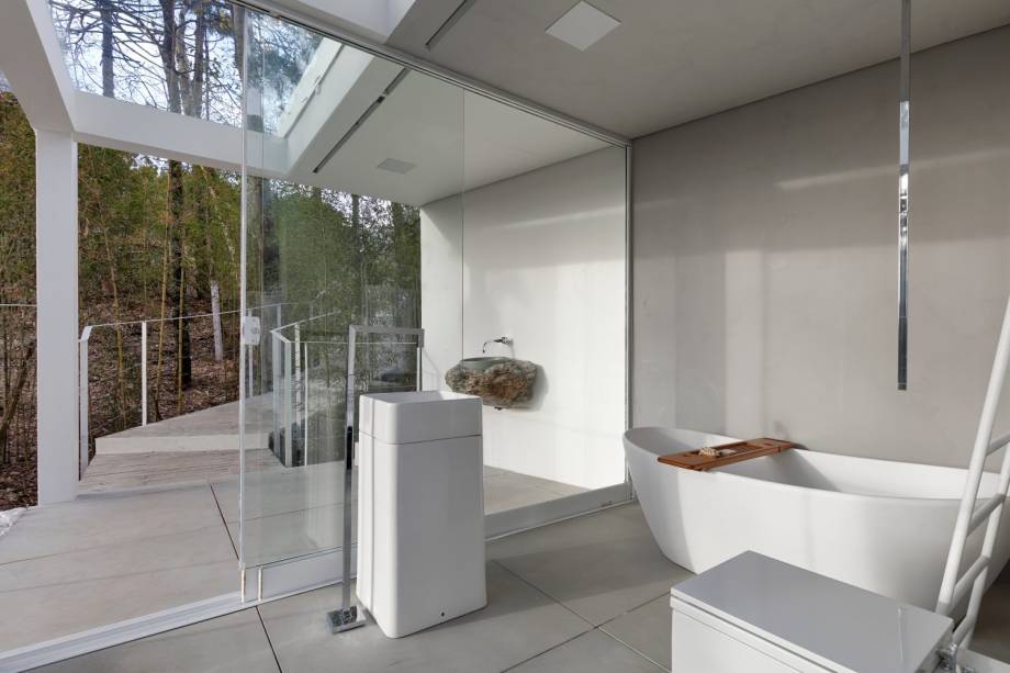 A leveza dos metais sustenta a ideia de relaxamento. A leveza dos metais sustenta a ideia de relaxamento.