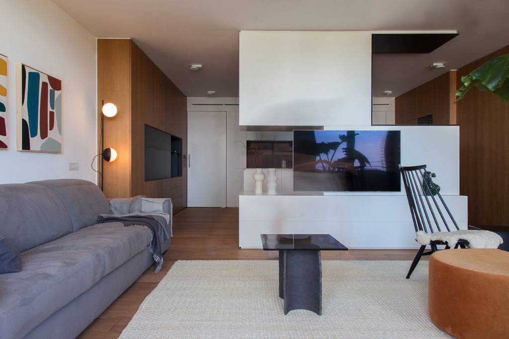 3-ape-em-barcelona-recebe-decor-neutro-e-minimalista 3-ape-em-barcelona-recebe-decor-neutro-e-minimalista