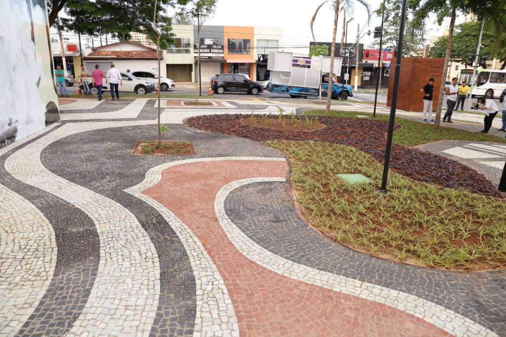 1-goiania-ganha-nova-praca-em-homenagem-ao-paisagista-roberto-burle-marx 1-goiania-ganha-nova-praca-em-homenagem-ao-paisagista-roberto-burle-marx