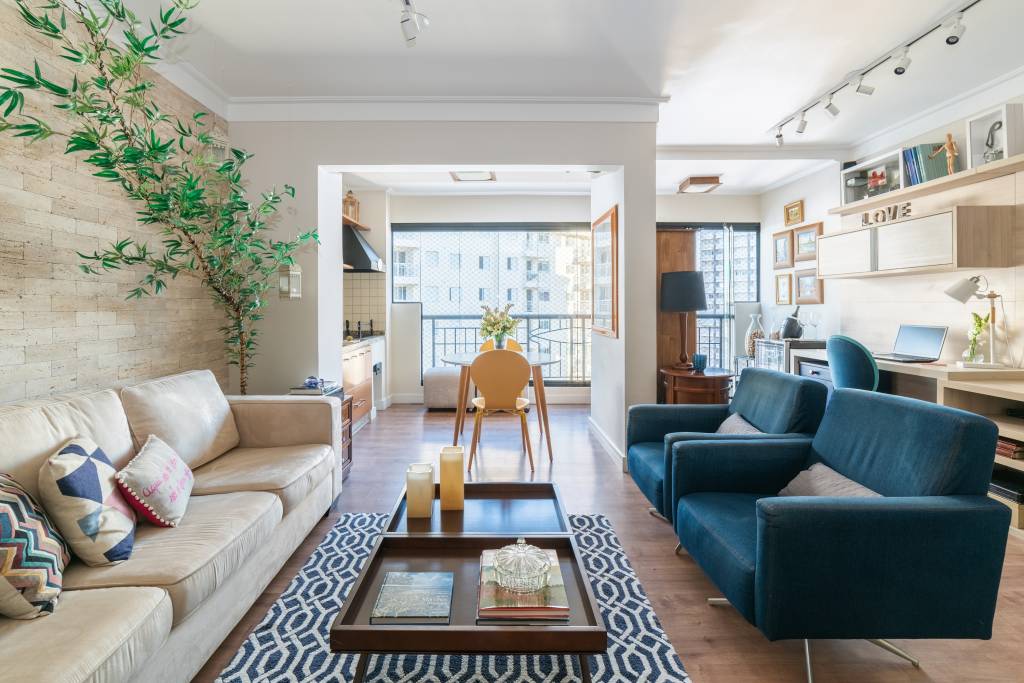 1-apartamento-de-85-m-e-renovado-sem-extinguir-as-memorias-do-decor 1-apartamento-de-85-m-e-renovado-sem-extinguir-as-memorias-do-decor