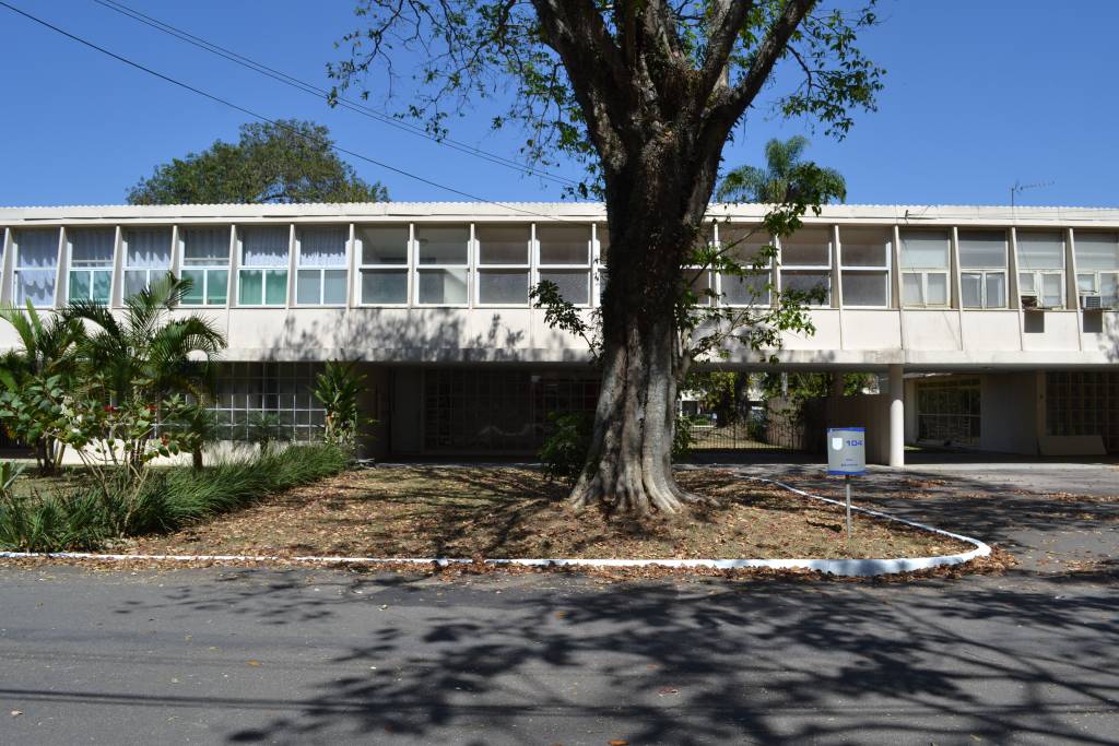 5-casa-niemeyer-recebe-retrofit-com-inicio-do-projeto-habitas 5-casa-niemeyer-recebe-retrofit-com-inicio-do-projeto-habitas