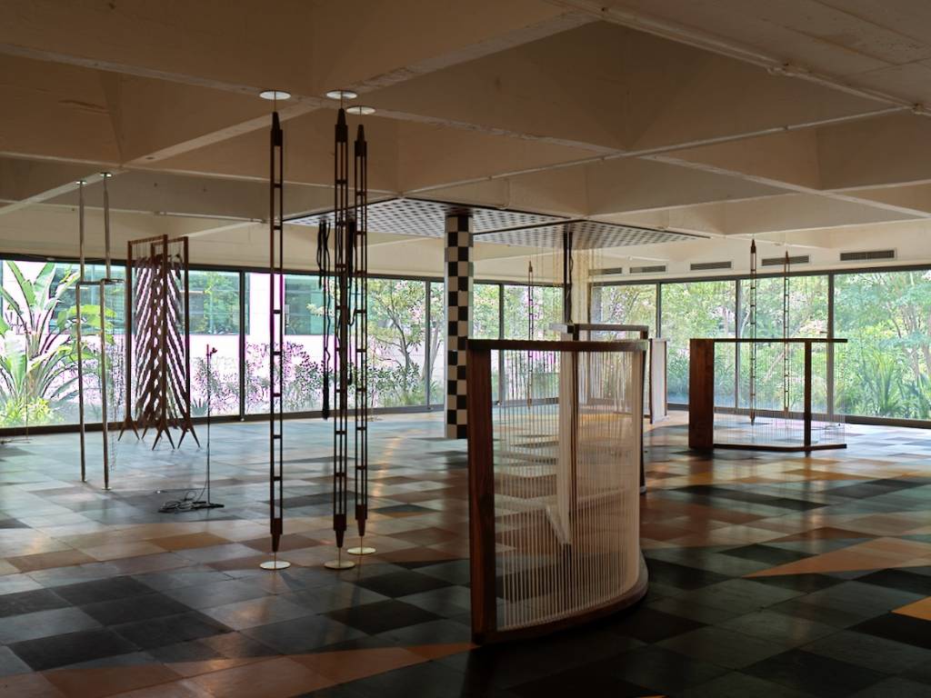 4-eleonor-antunes-casa-de-vidro-masp 4-eleonor-antunes-casa-de-vidro-masp