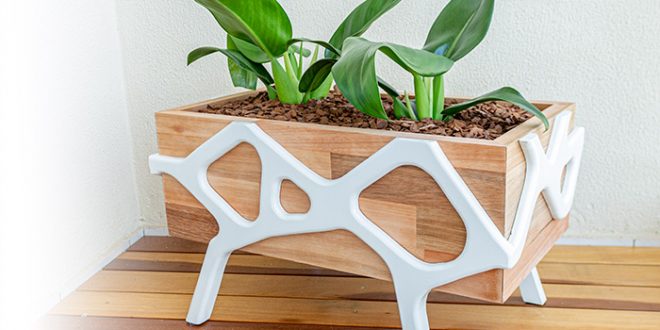 Faça você mesmo uma linda floreira para a varanda