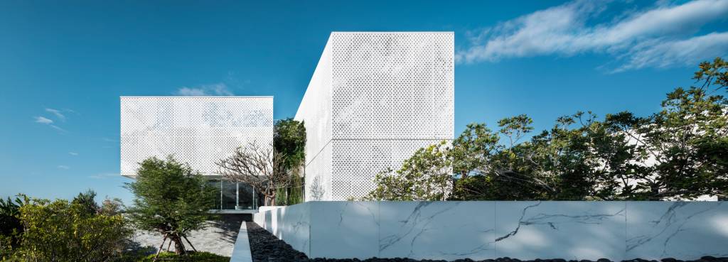 1-shade-house-ayutt-and-associates-design 1-shade-house-ayutt-and-associates-design