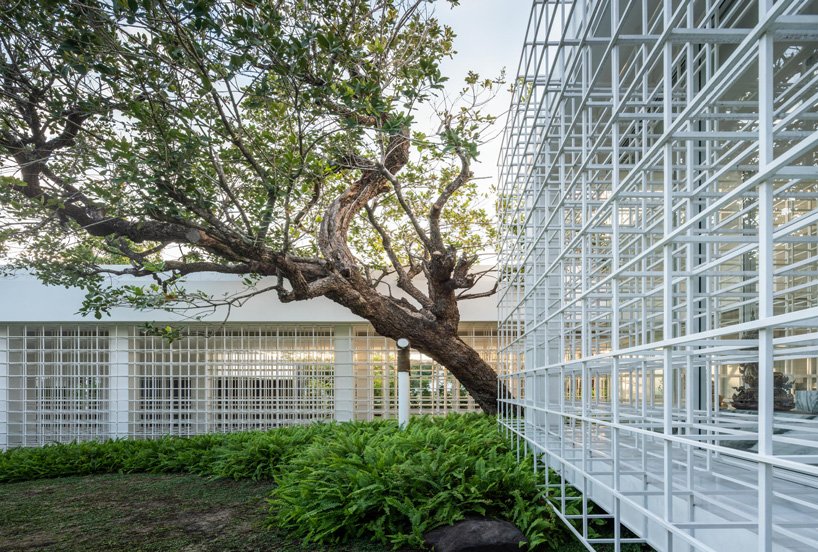 8-shade-house-ayutt-and-associates-design 8-shade-house-ayutt-and-associates-design