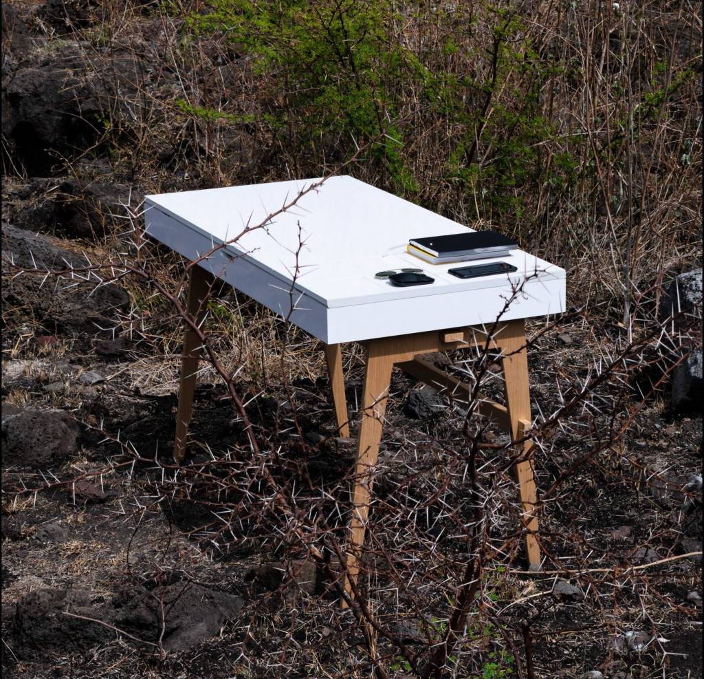 nomada-desk-enrique-tovar-mexico_dezeen_2364_col_3-scaled-e1593201117346 nomada-desk-enrique-tovar-mexico_dezeen_2364_col_3-scaled-e1593201117346