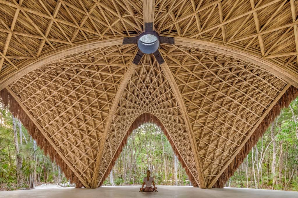 luum-temple-colab-office-Bambu-design-architecture-tulum-mexico