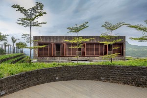casa-concreto-pedra-madeira-india-kdnd-studio7