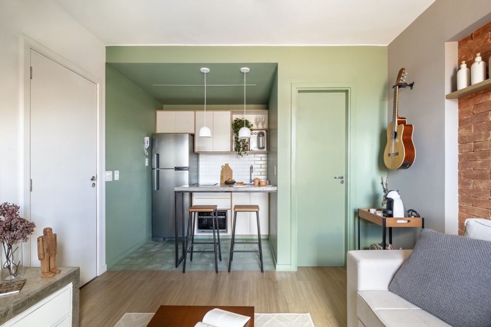 apartamento dúplex com cozinha verde