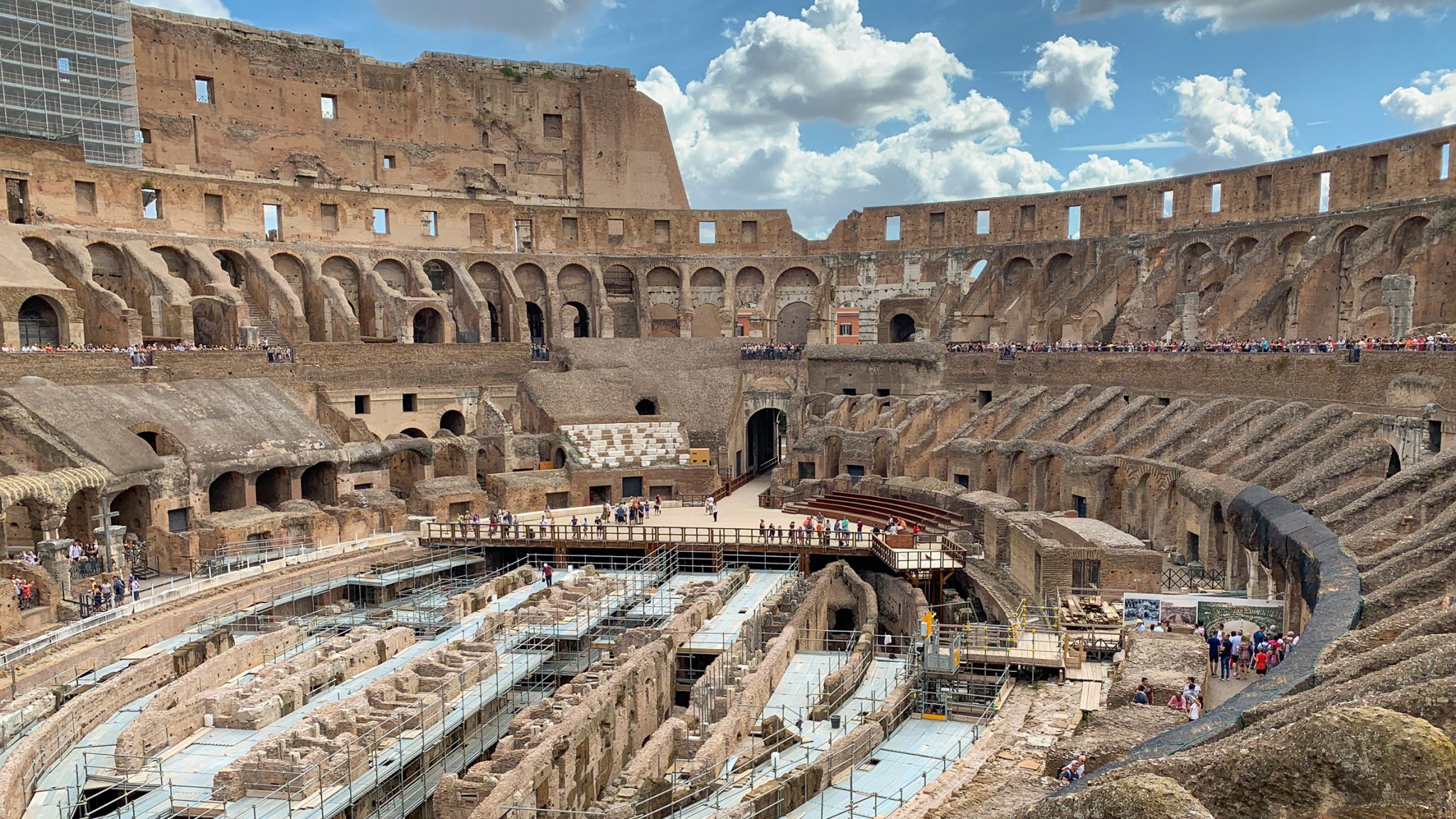 Arena do Coliseu de Roma poderá ganhar piso retrátil | CASA.COM.BR