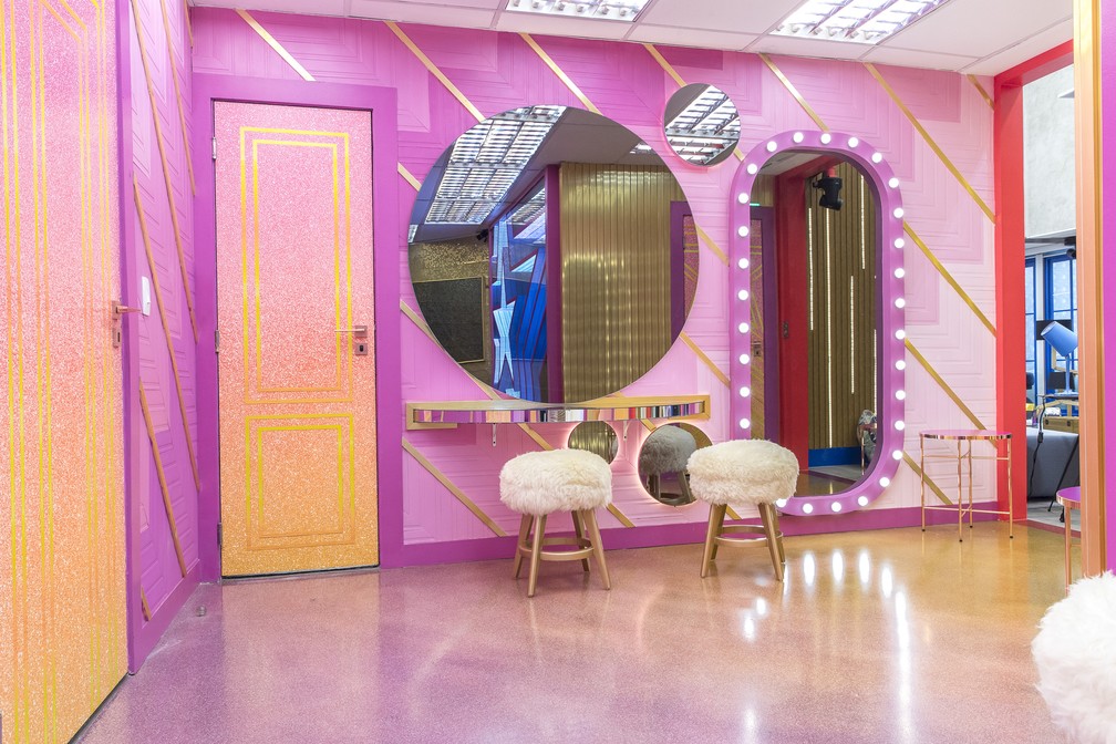 closet-bbb21 closet-bbb21