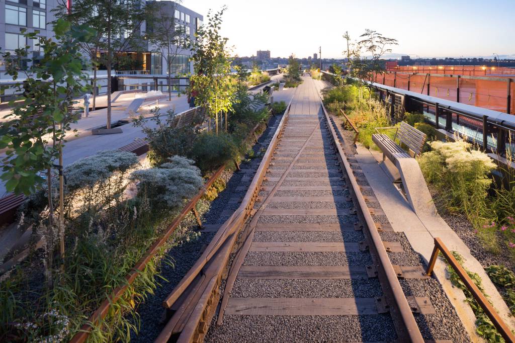 nova-iorque-anuncia-extensao-do-high-line-para-conexao-com-a-penn-station-casa.com-2 nova-iorque-anuncia-extensao-do-high-line-para-conexao-com-a-penn-station-casa.com-2