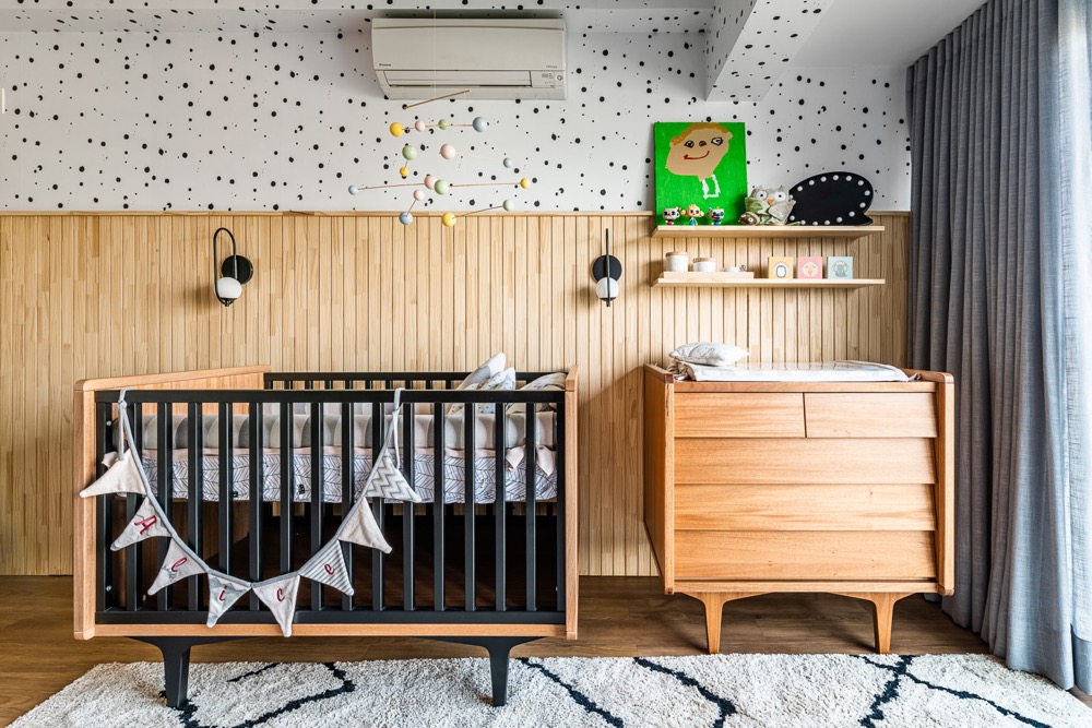 quarto infantil com berço e beliche