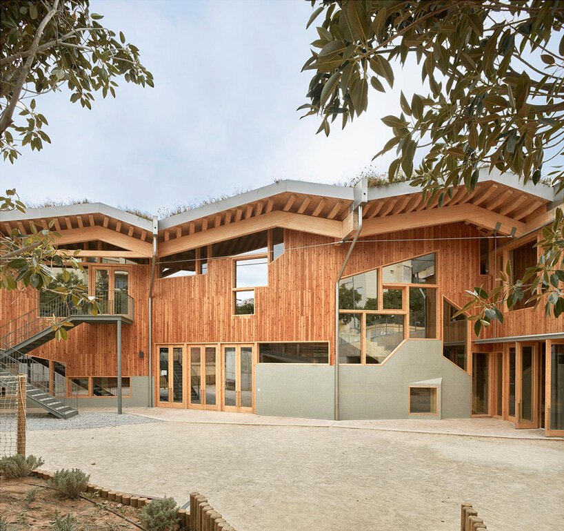 Arquitetos constroem Escola Montessouri na Espanha
