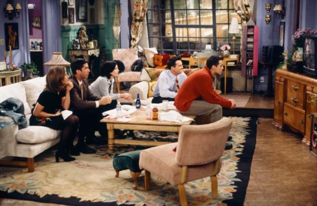 FRIENDS - Essa foi fácil, não é? Friends é até hoje reconhecida como sitcom imbatível por muitos e queridinha dos amantes de comédia.
