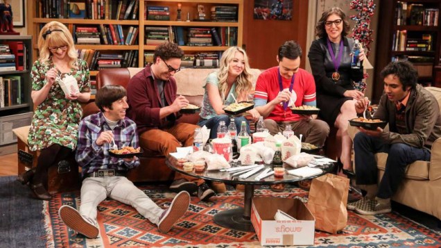 THE BIG BANG THEORY - Lar de Sheldon e Leonard, este apartamento é o QG da turma de The Big Bang Theory. Eles podem sentar onde quiseram, somente não no canto do Sheldon no sofá.