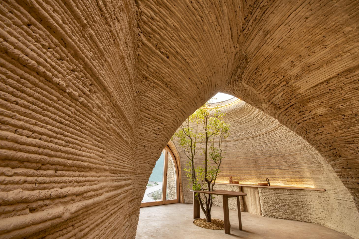 Arquitetos concluem casa de argila impressa em 3D na Itália